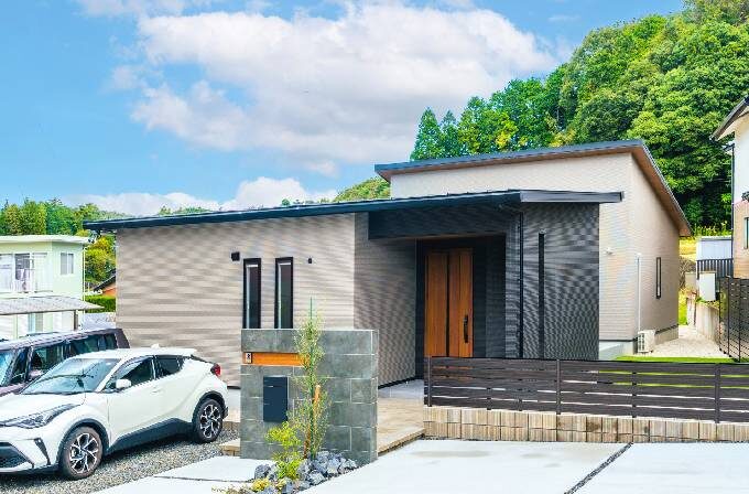 株式会社アッシュホーム