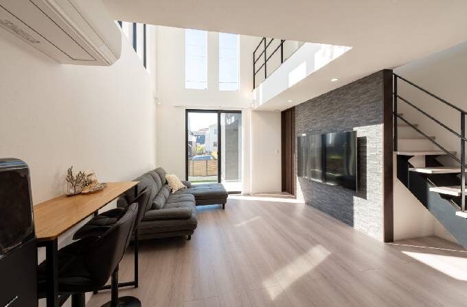 株式会社アッシュホーム